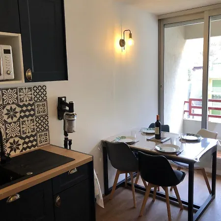 Au Coeur De La Apartment